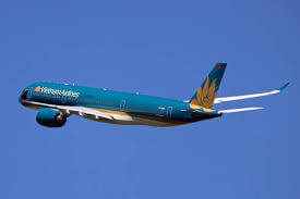 Exploring Vietnam Airlines' First-Ever Signature Fragrance, LotuScent, and Its Impact on Passenger Experience