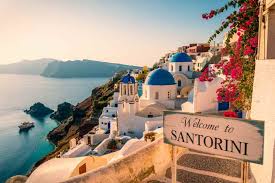 Greek Outbound Travel Booms in 2025 with Emerging Destination Preferences