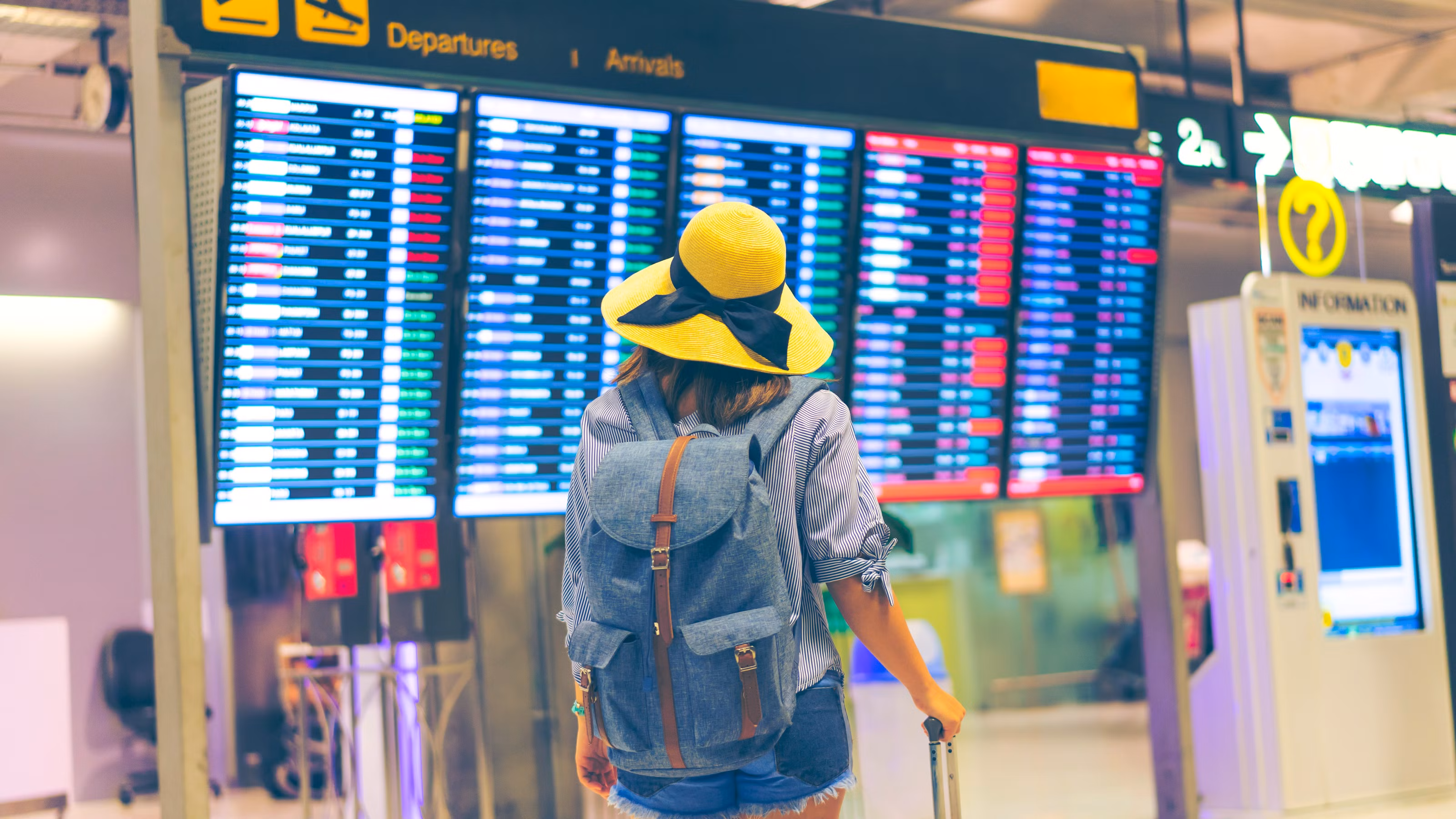 Gradual Air Travel Recovery After U.S. Government Reopening: What Travelers Should Expect