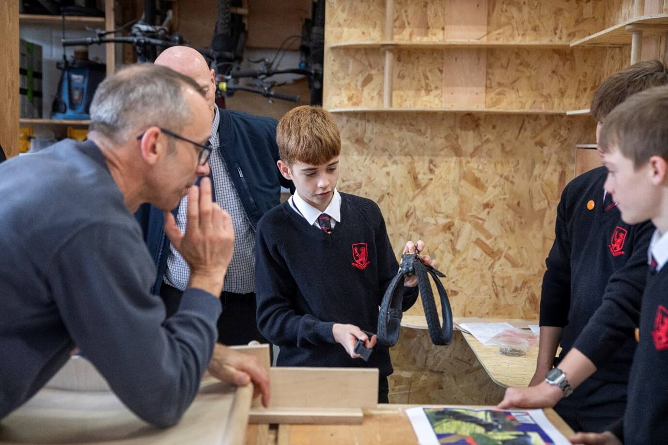 Manor Church of England Academy Wins V&A Innovate and Develops Dog-Tread Harness at Yorkshire Artspace