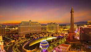 Las Vegas visitor numbers dip sharply in 2025, affecting hotels, conventions and transfer demand